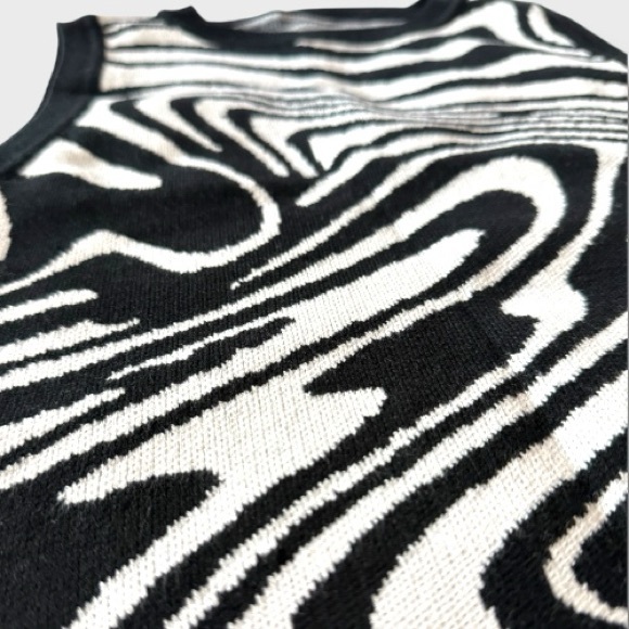 Black & White Women's Crop Top - M - Picture 7 of 8